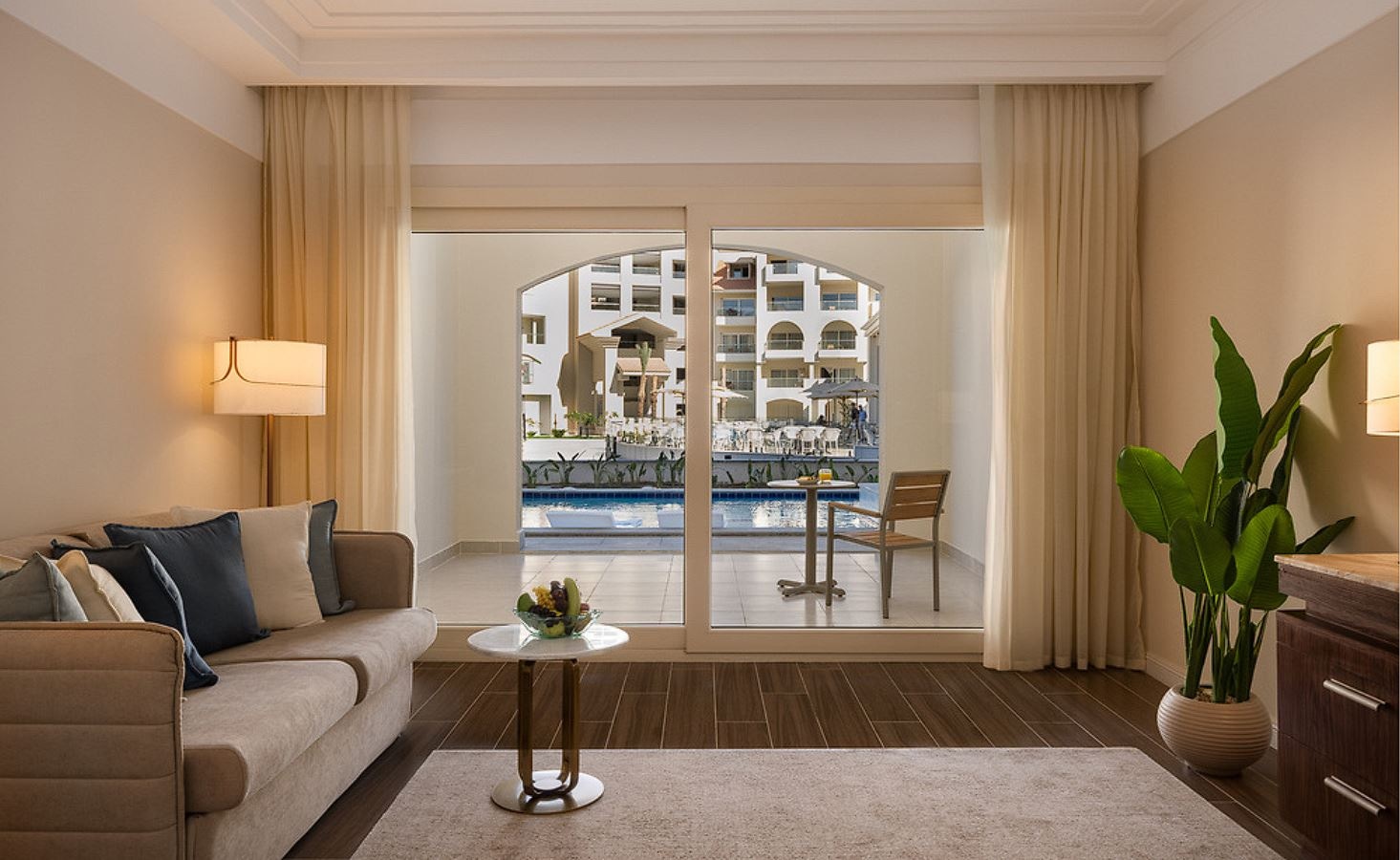 rooms-coral-swim-up-superior-+18