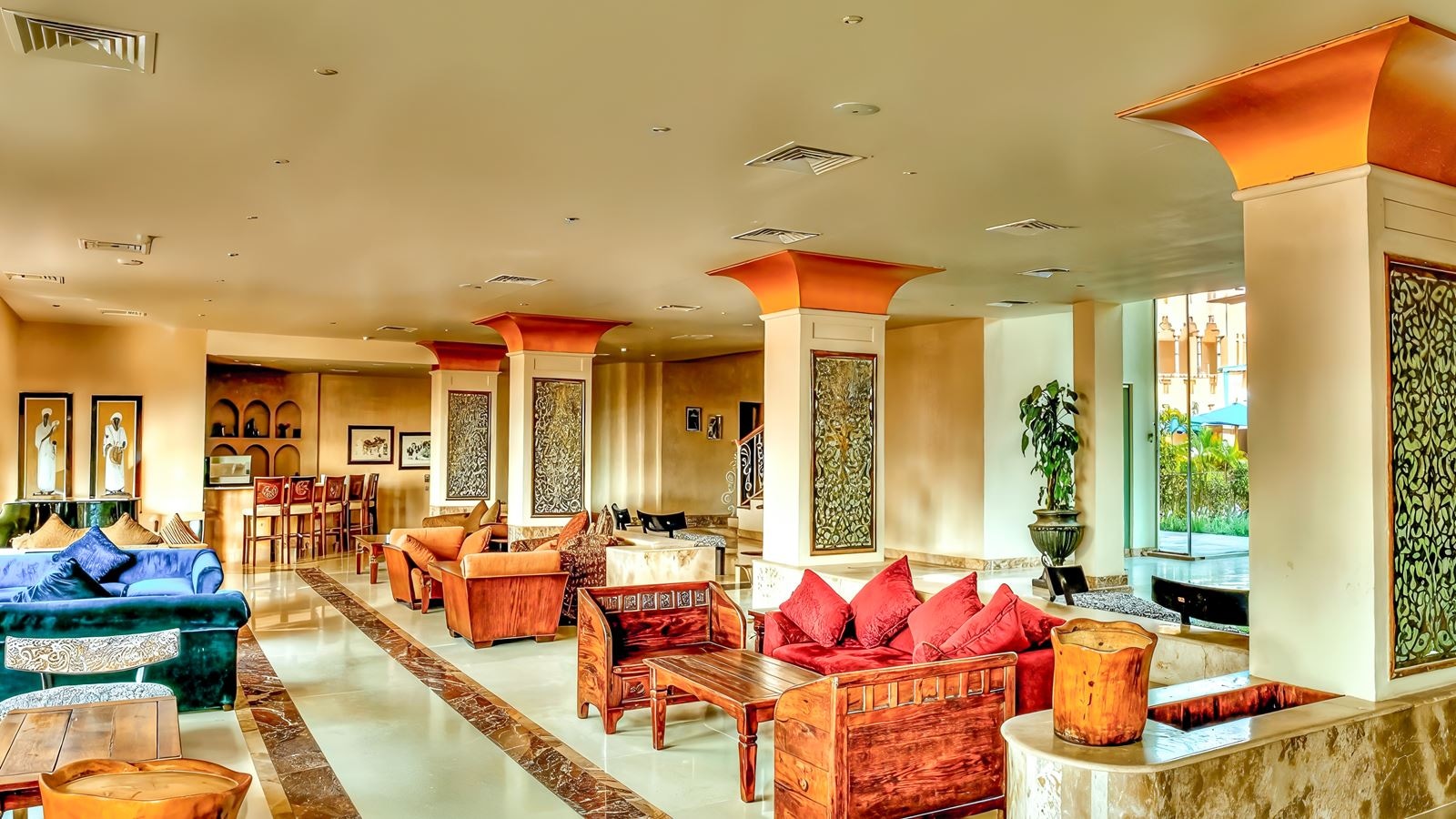 bars-plano-lobby-bar