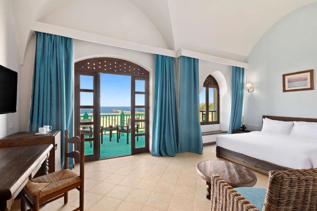 rooms-premium-beach-view