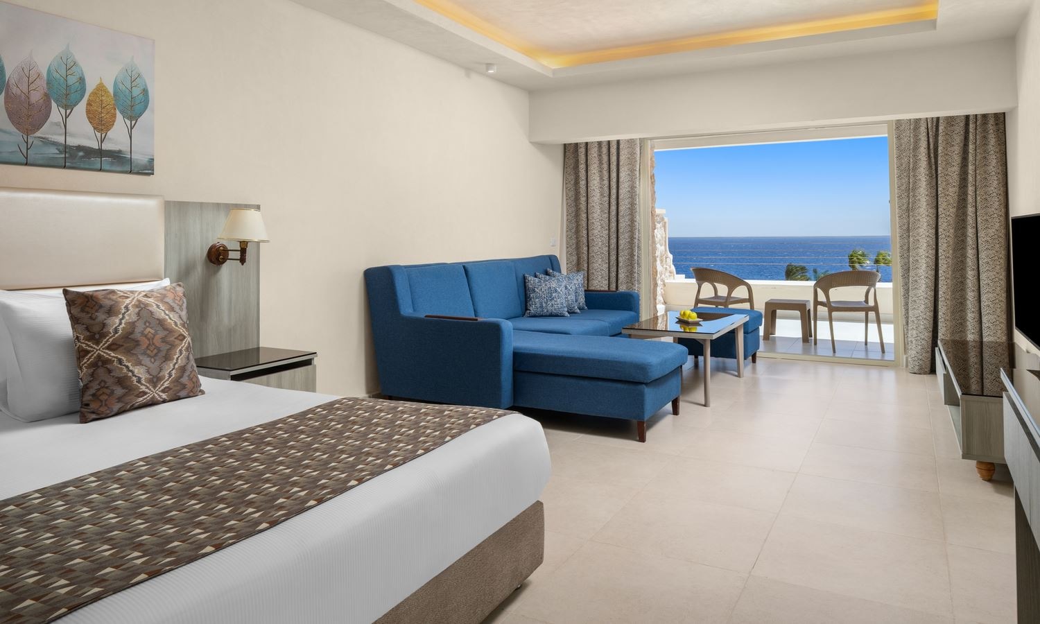 rooms-deluxe-room-sea-view