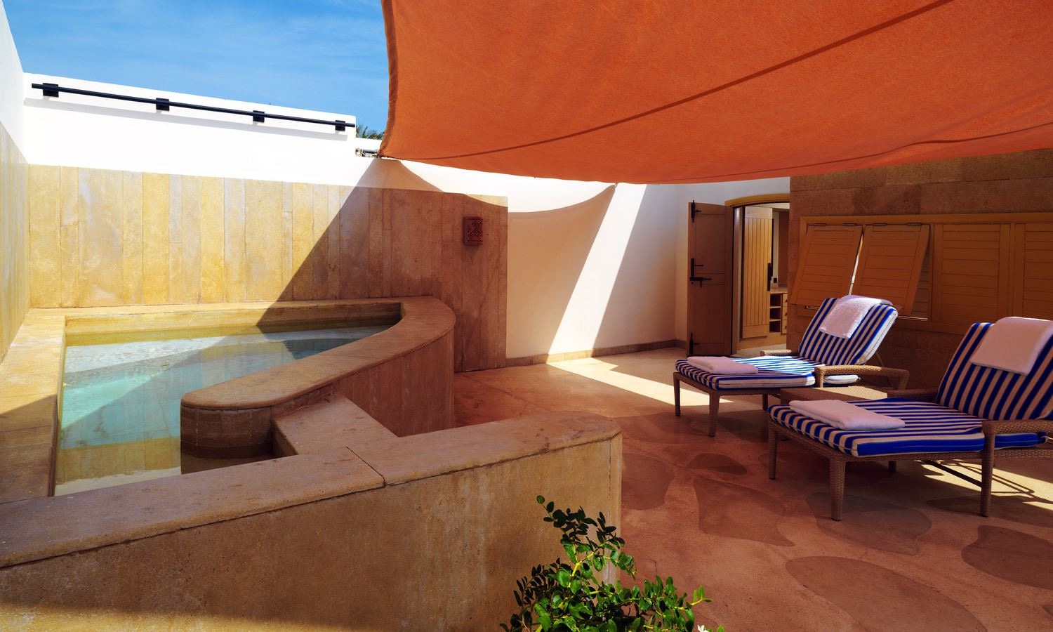 rooms-suite-sea-view