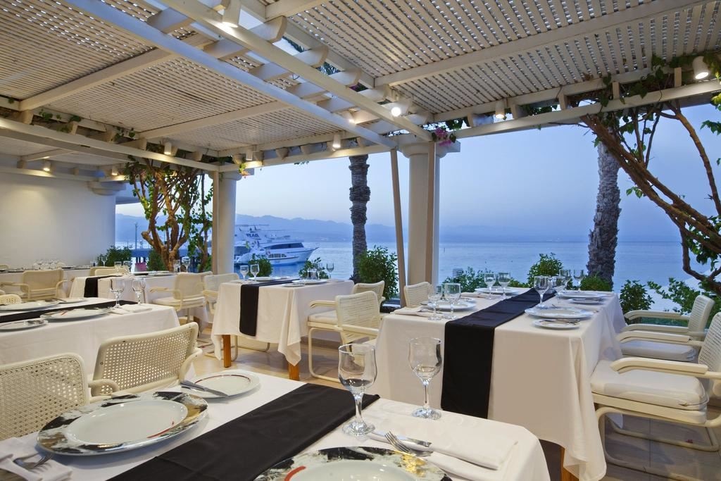restaurants-palm-court