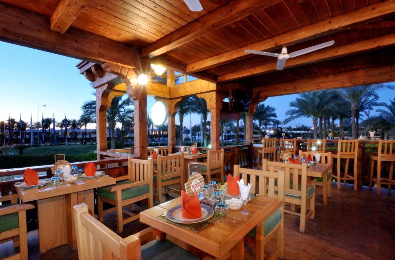 restaurants-restaurants