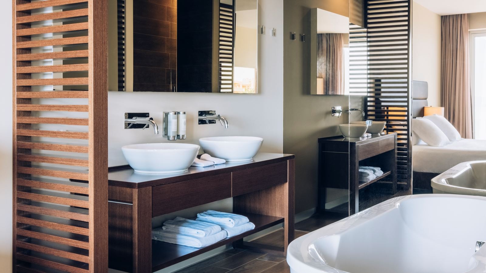 rooms-double-terrace-bali-bed