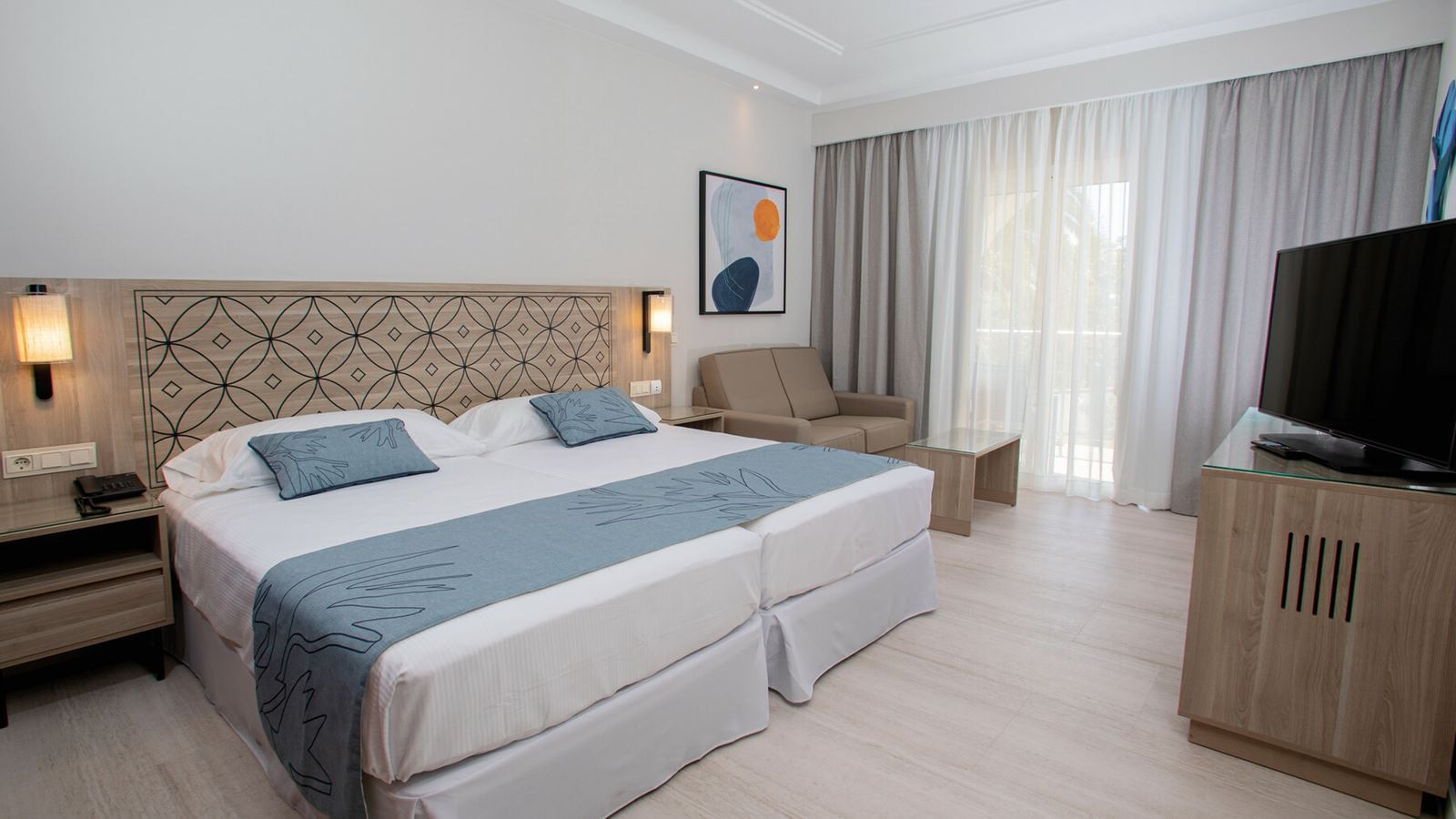 rooms-double-room-standard-balcony-or-terrace