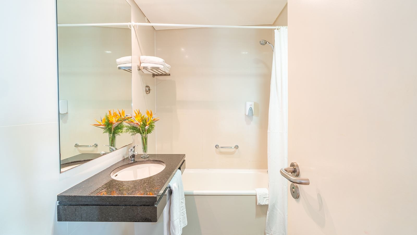 rooms-superior-garden-view