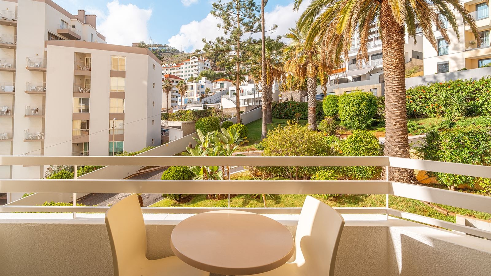 rooms-superior-garden-view