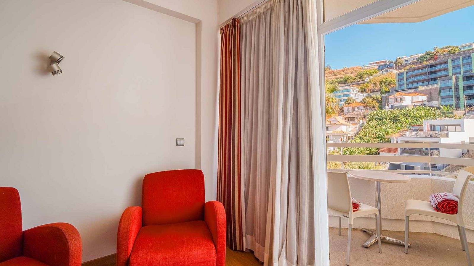 rooms-superior-mountain-view