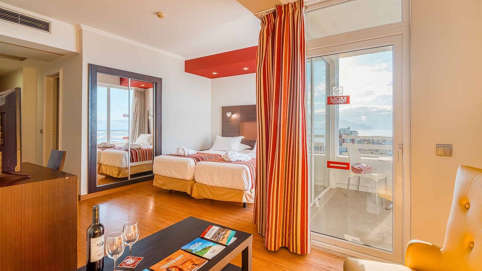 rooms-superior-sea-view