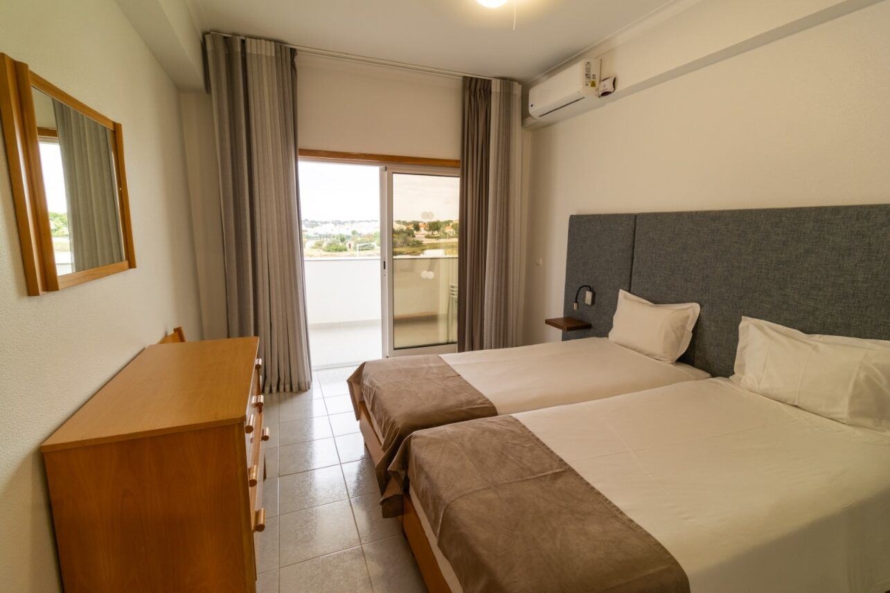 rooms-ap1vml-1-bedroom-apartment-sea-side-view-balcony-or-terrace