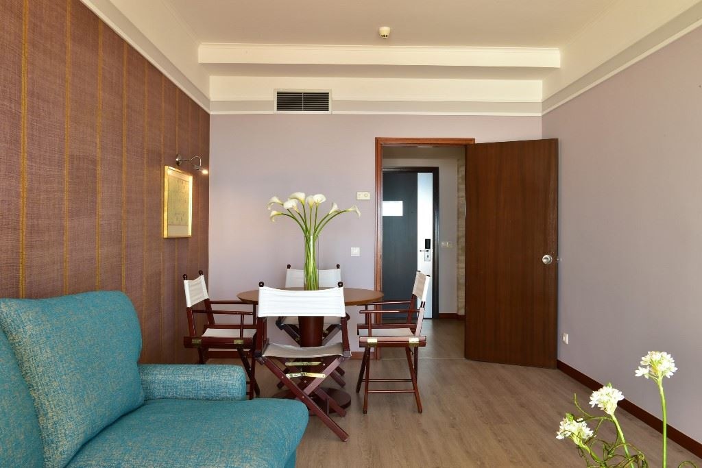 rooms-uv--suite-sea-view