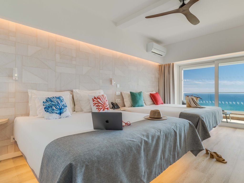 rooms-fo--family-superior-sea-view