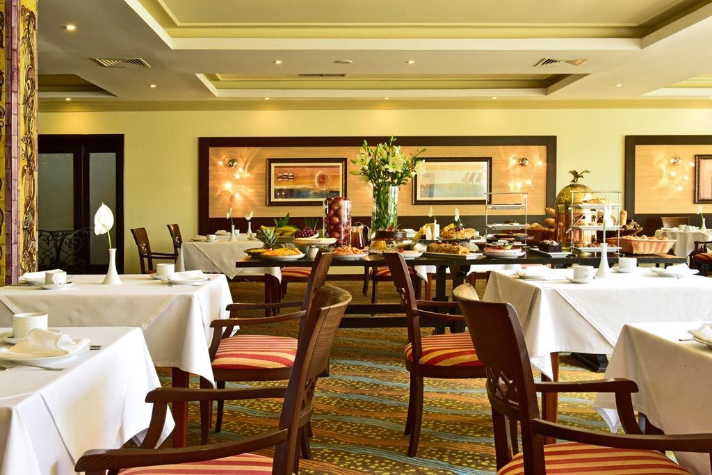 restaurants-restaurants