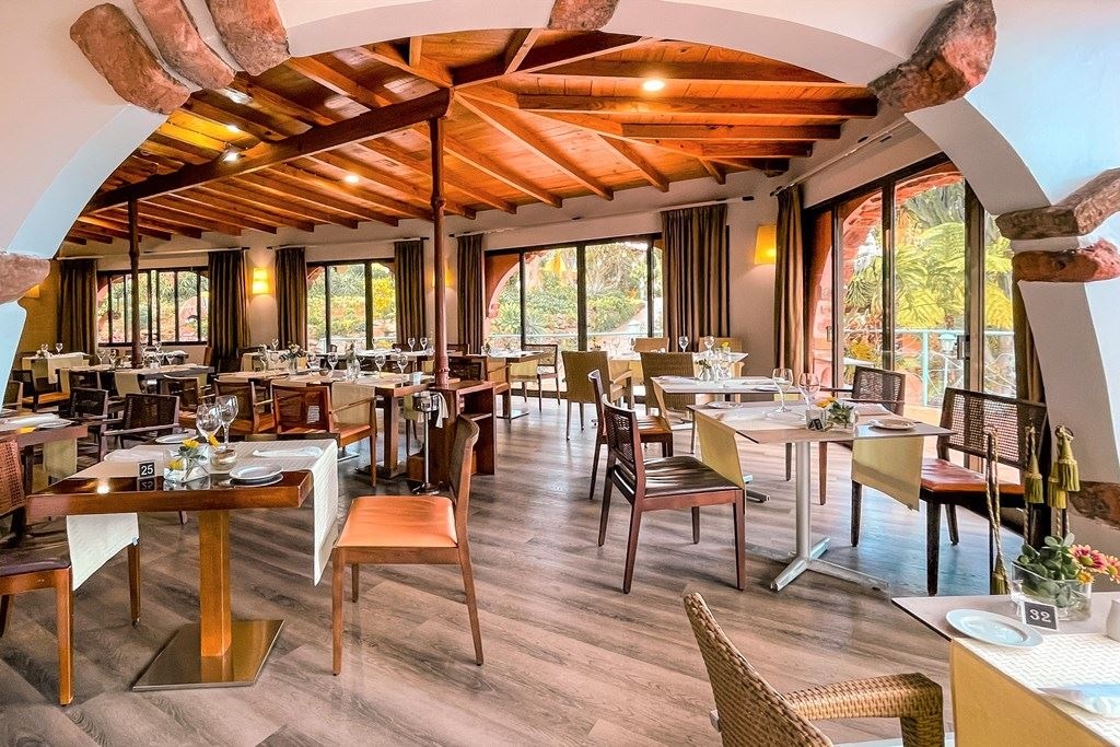 restaurants-restaurants