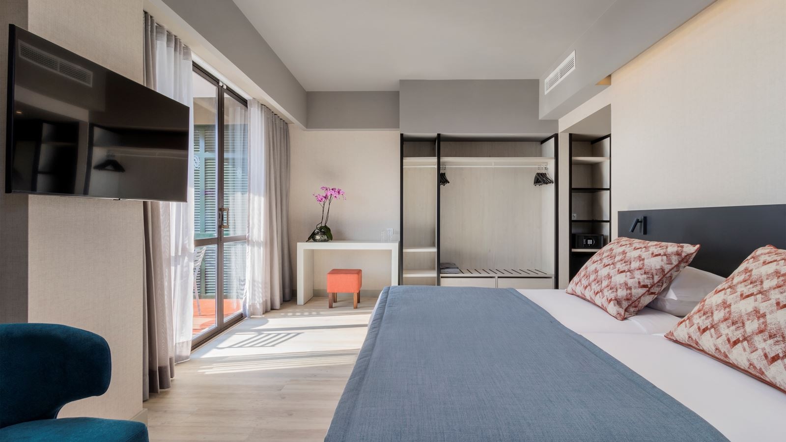 rooms-superior-double-room