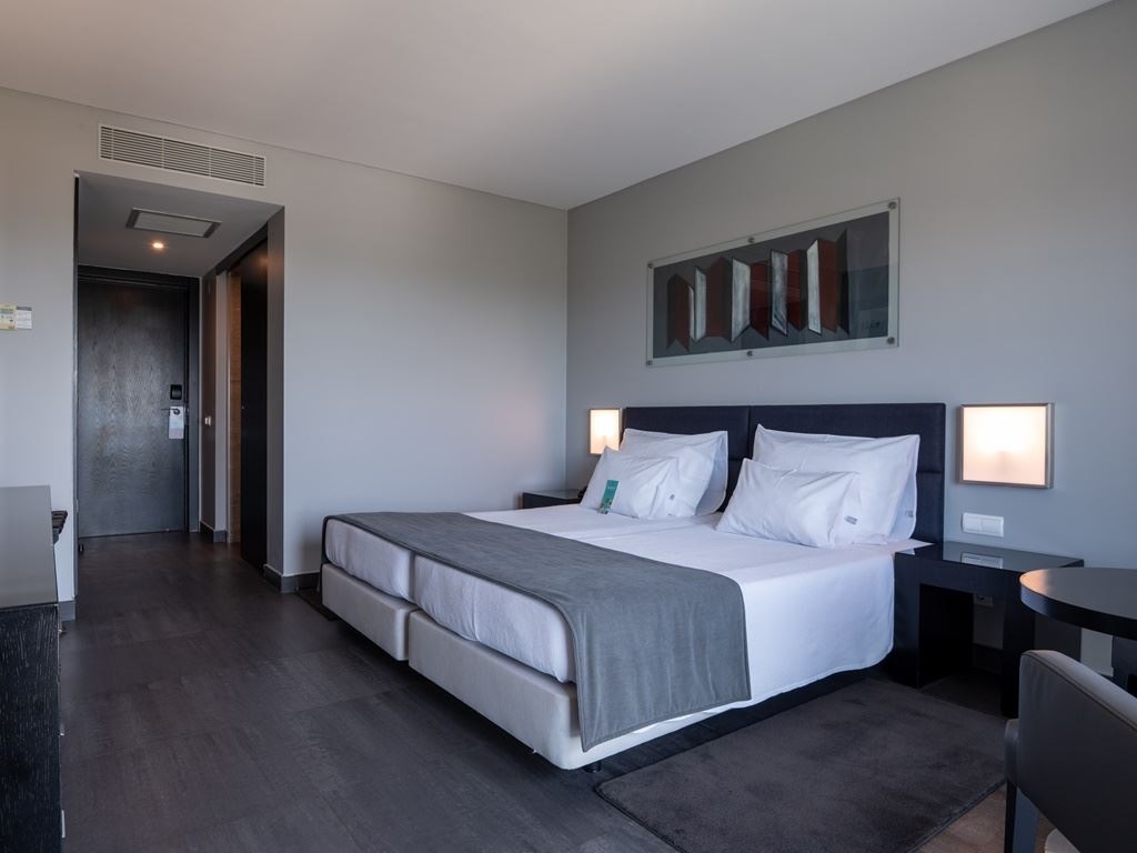 rooms-db-double-standard-room