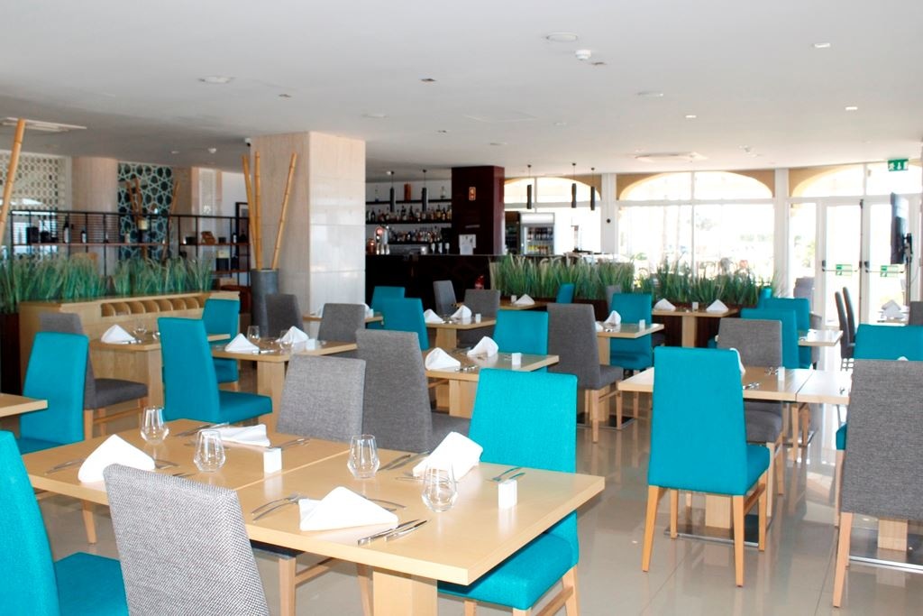 restaurants-restaurants