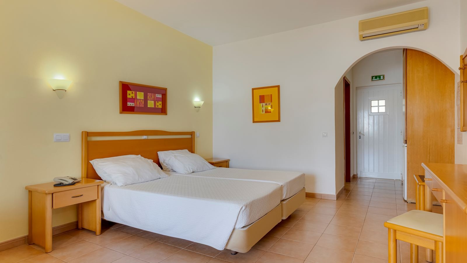 rooms-db-twin-standard