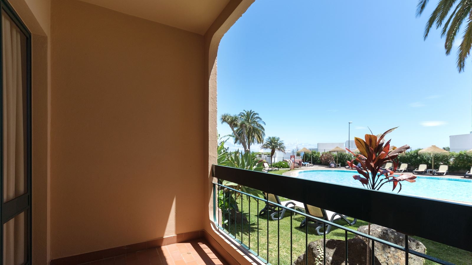 rooms-double-classic-garden-view