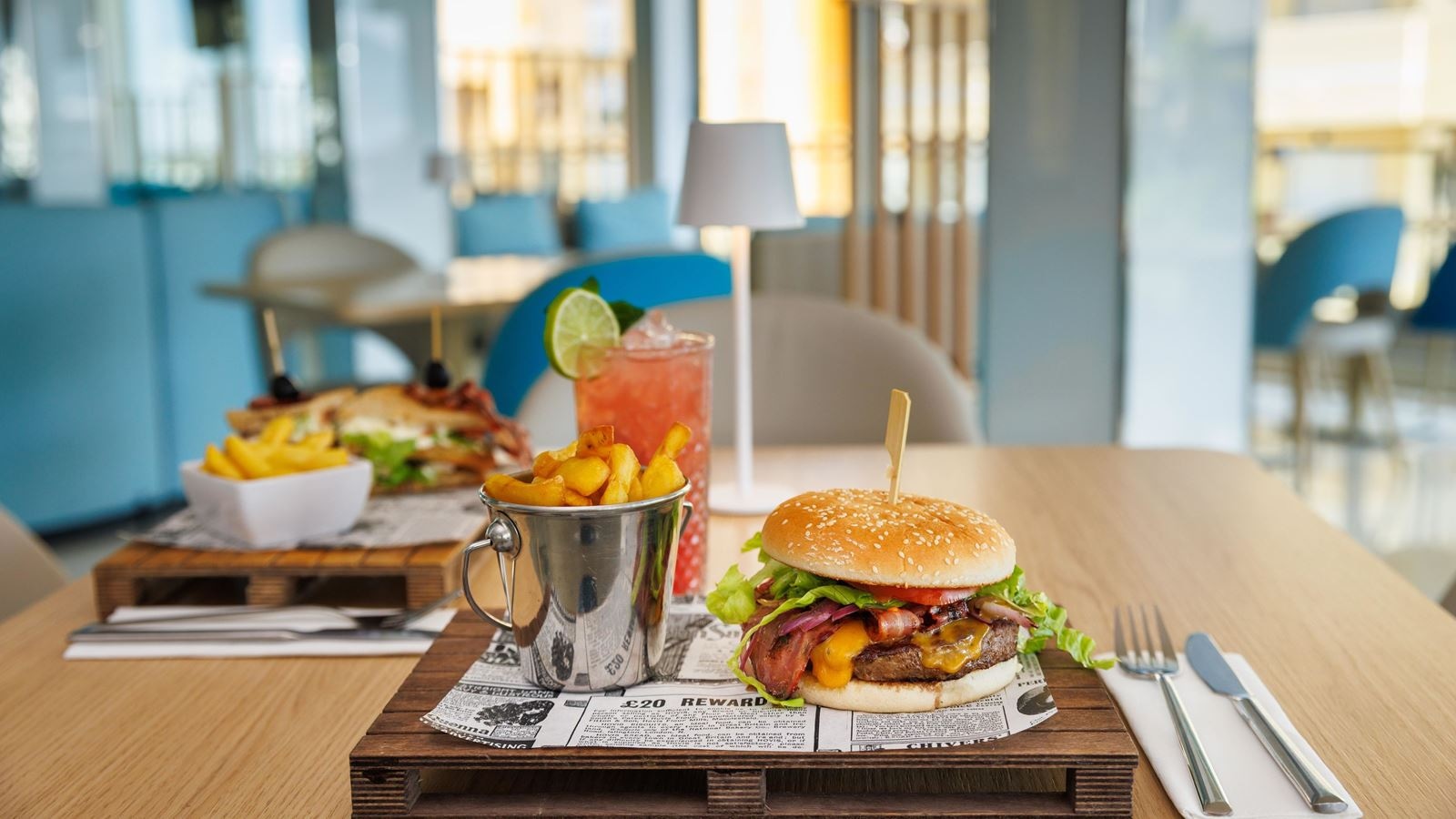 bars-jupiter-snack-bar