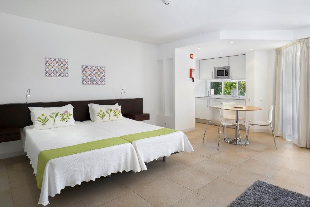 rooms-st--studio-sunset