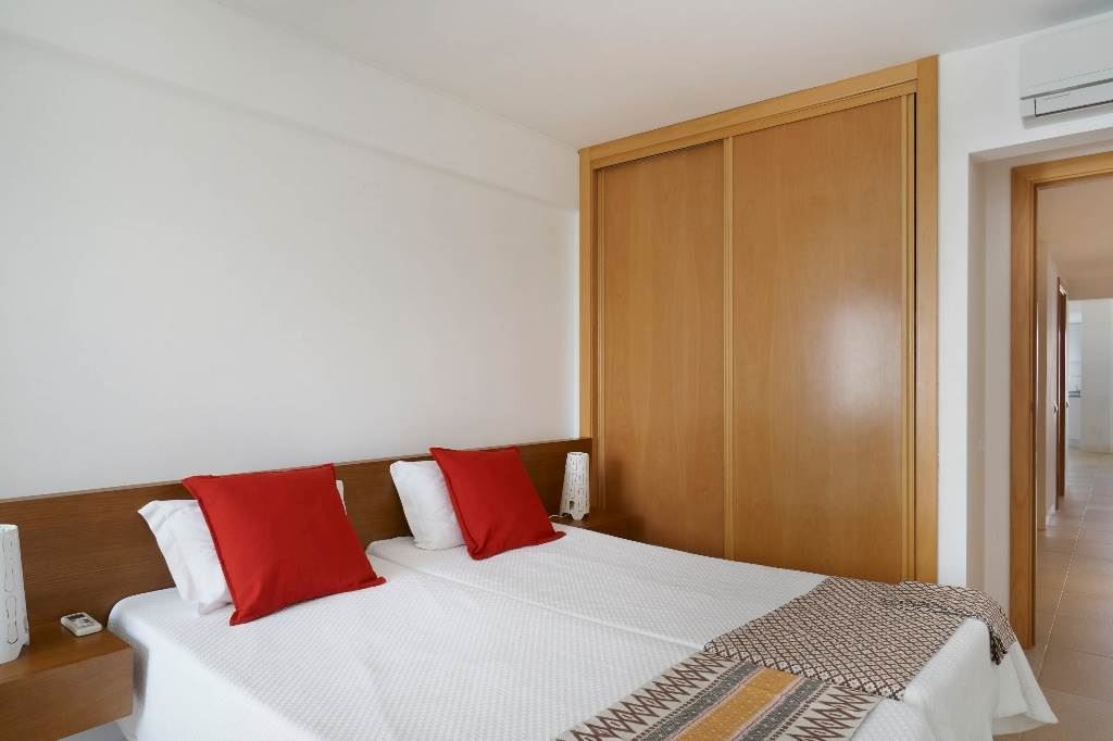 rooms-as--1-bedroom-superior-apartment-sunset