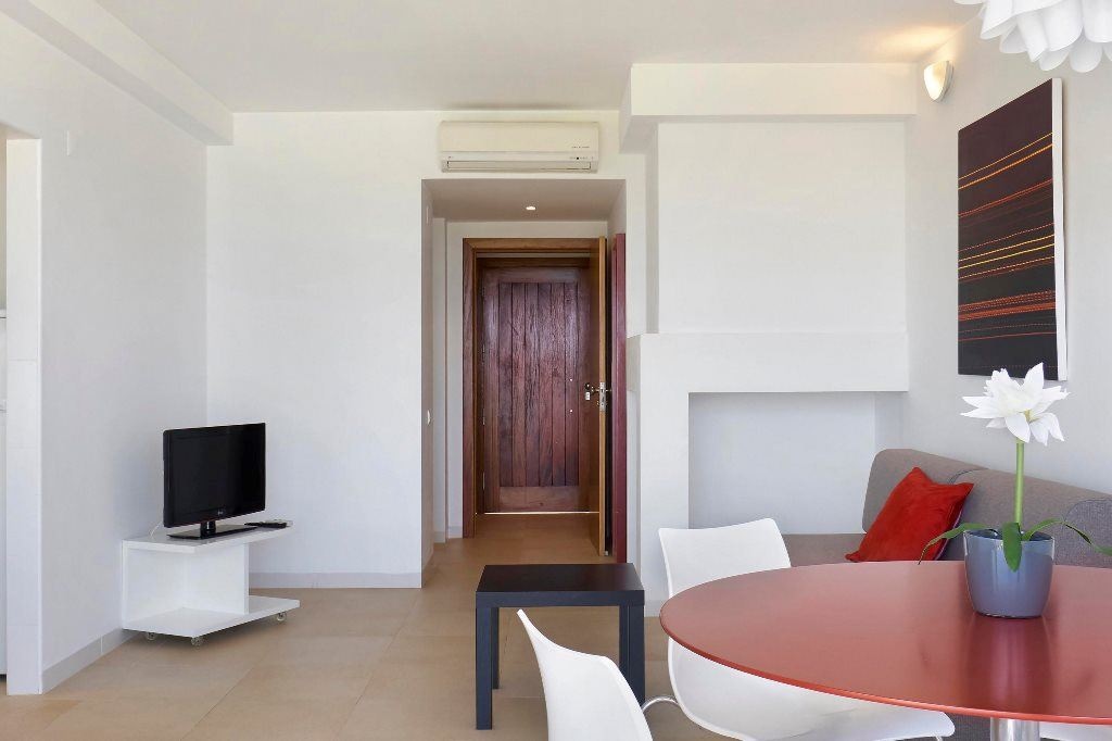 rooms-as--1-bedroom-superior-apartment-sunset