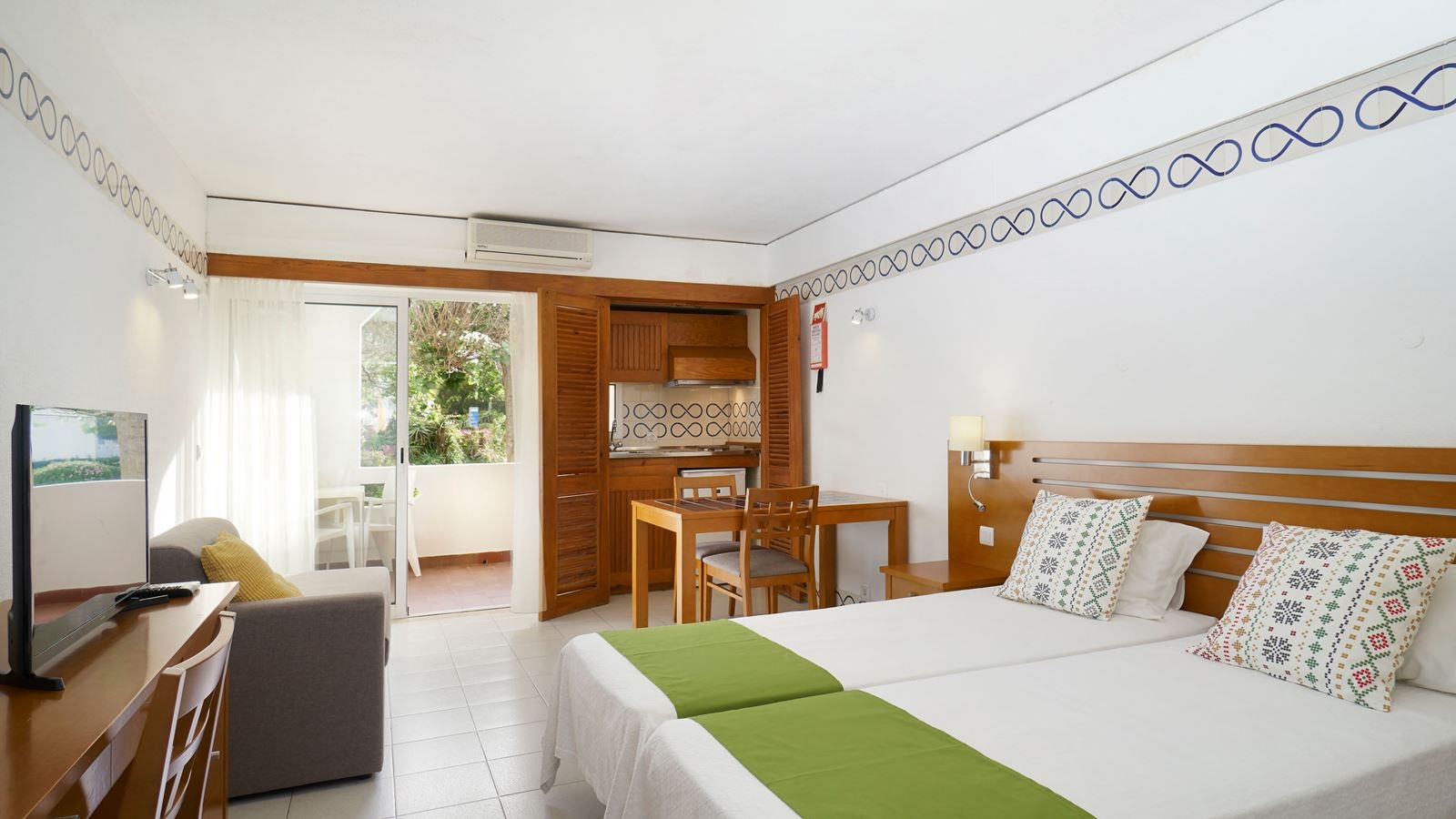 rooms-ss--studio-sunrise