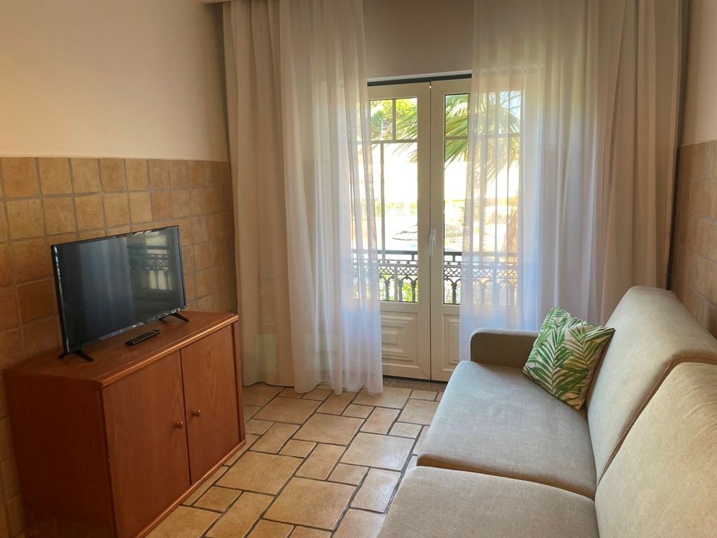 rooms-a2--2-bedroom-apartment