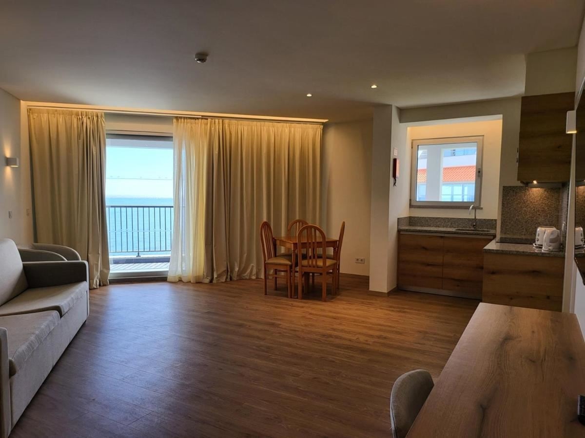 rooms-im--senior-suite-superior-sea-view