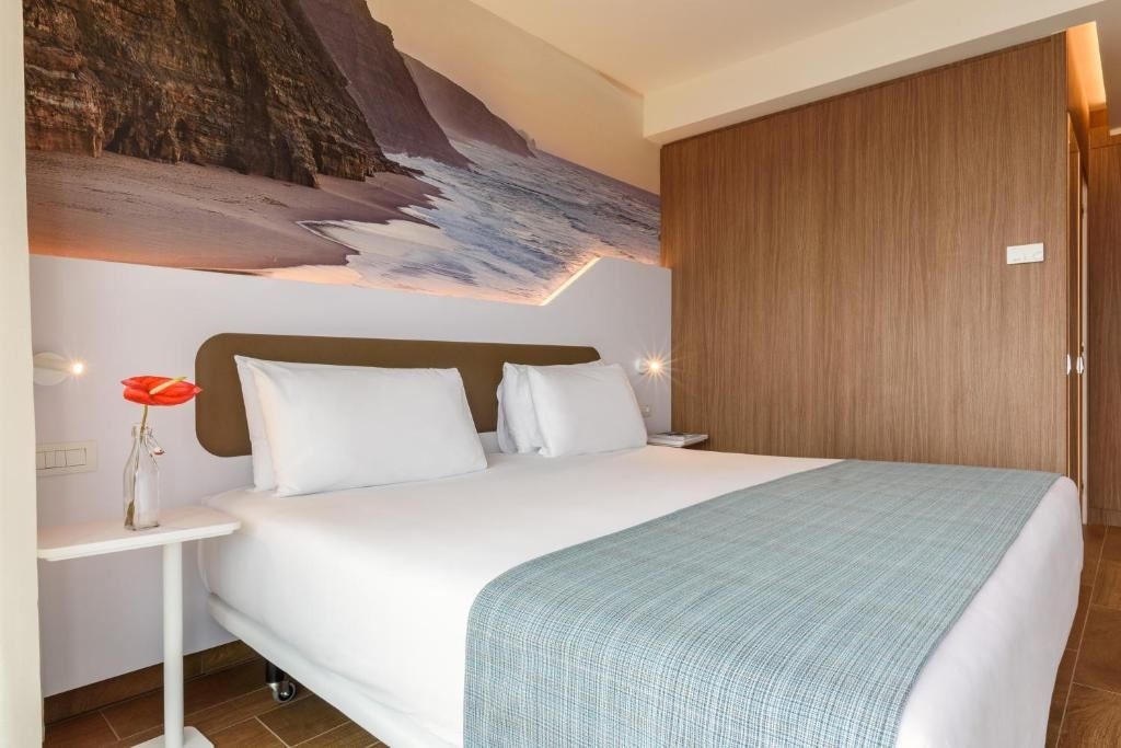 rooms-doble-con-balcon-single-use