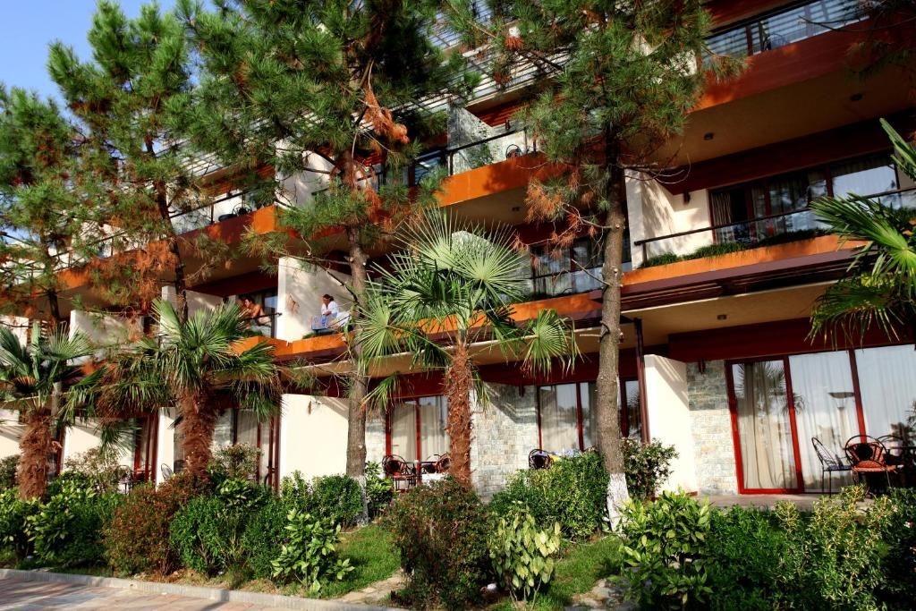 general-main-building