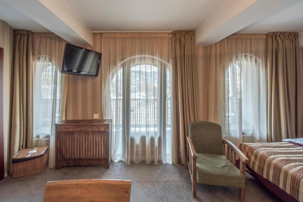 rooms-room-superior-singl