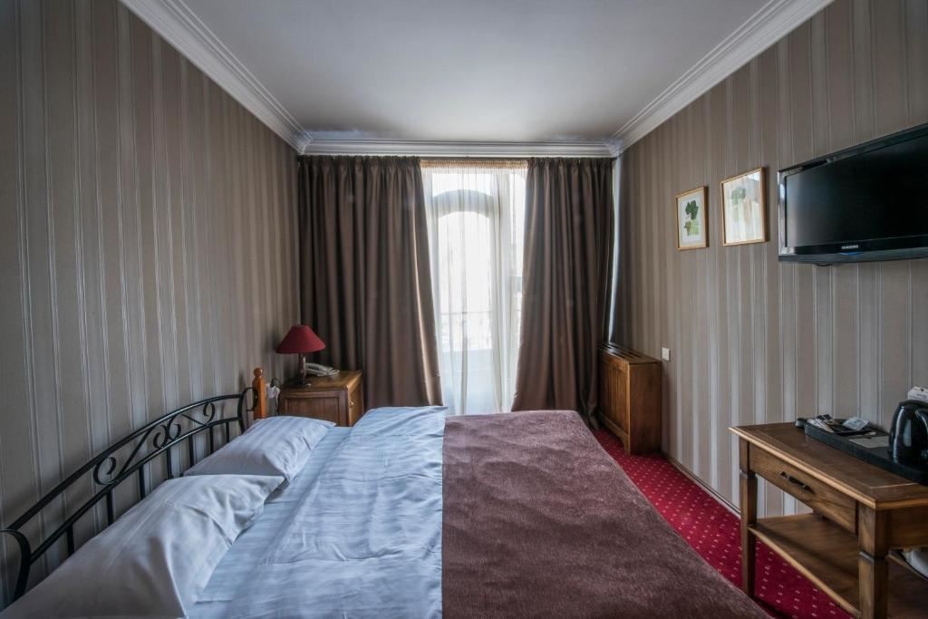 rooms-room-standard-twindbl