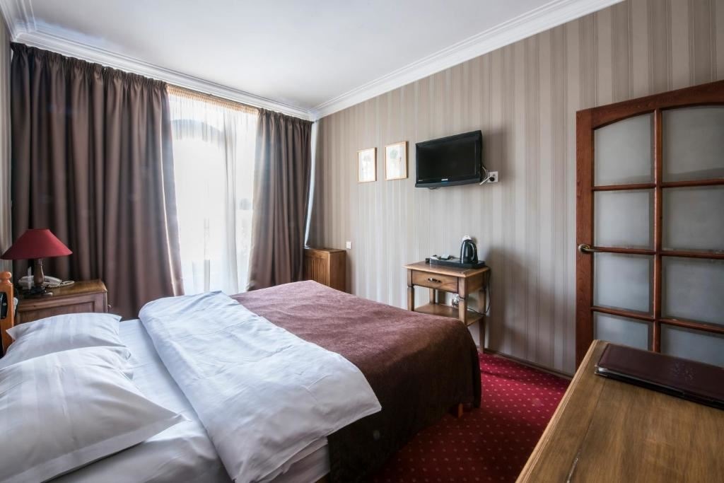 rooms-room-standard-twindbl