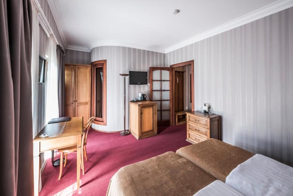 rooms-room-standard-twindbl