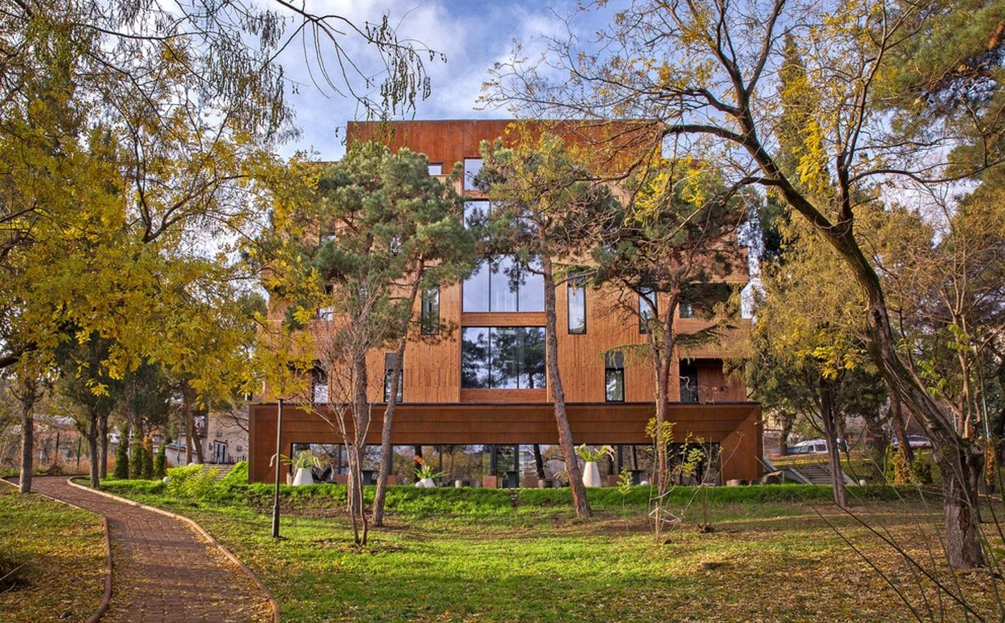 general-main-building