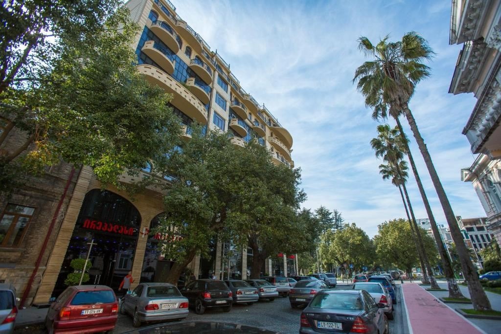 general-main-building