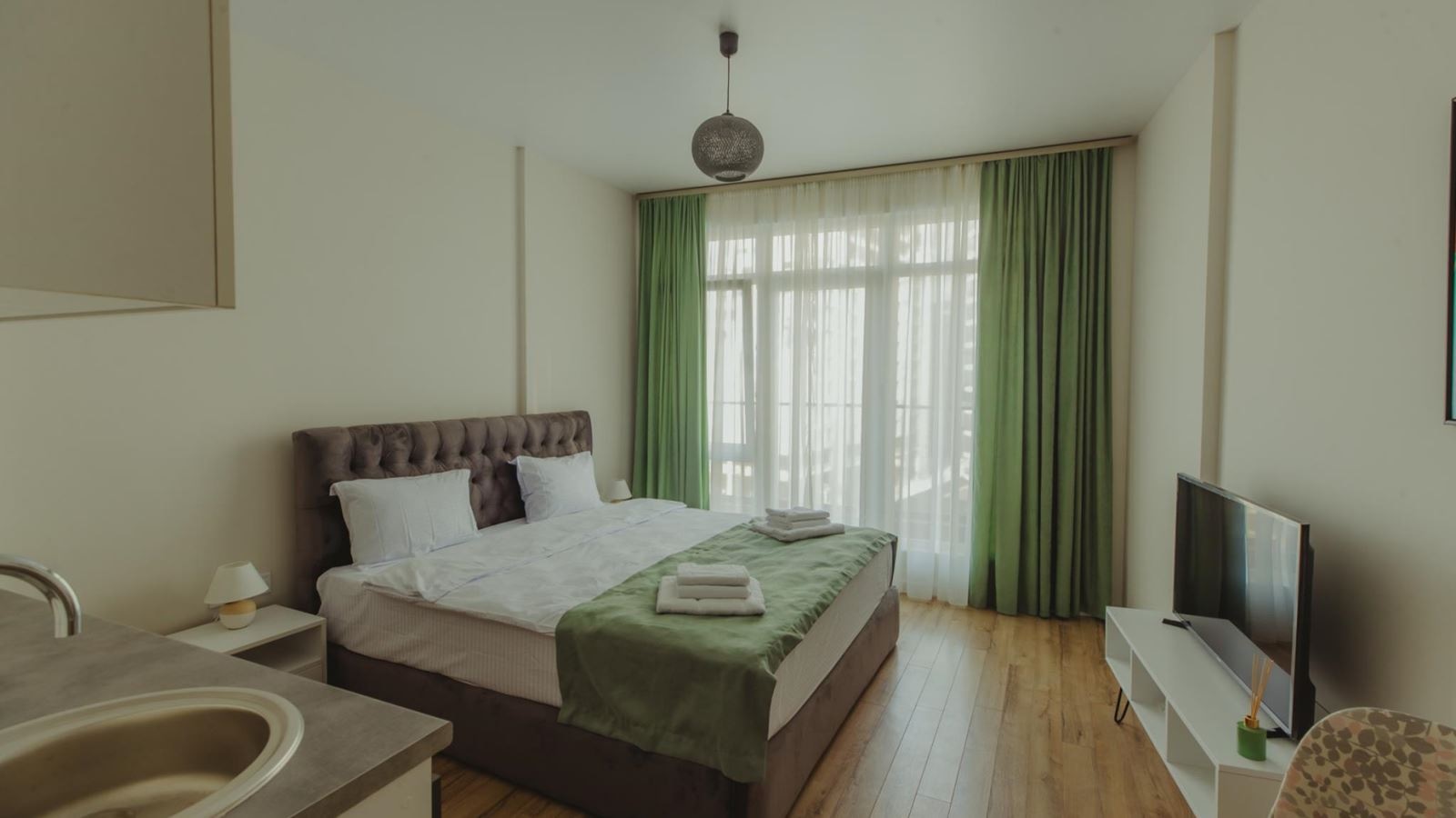 rooms-dbltwin-standart-seapool-view