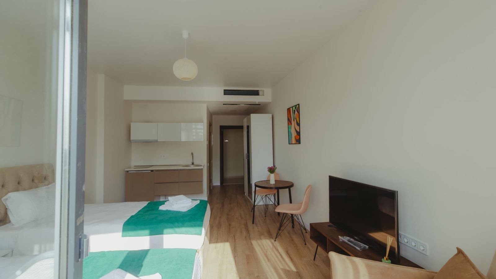 rooms-dbltwin-standart-seapool-view