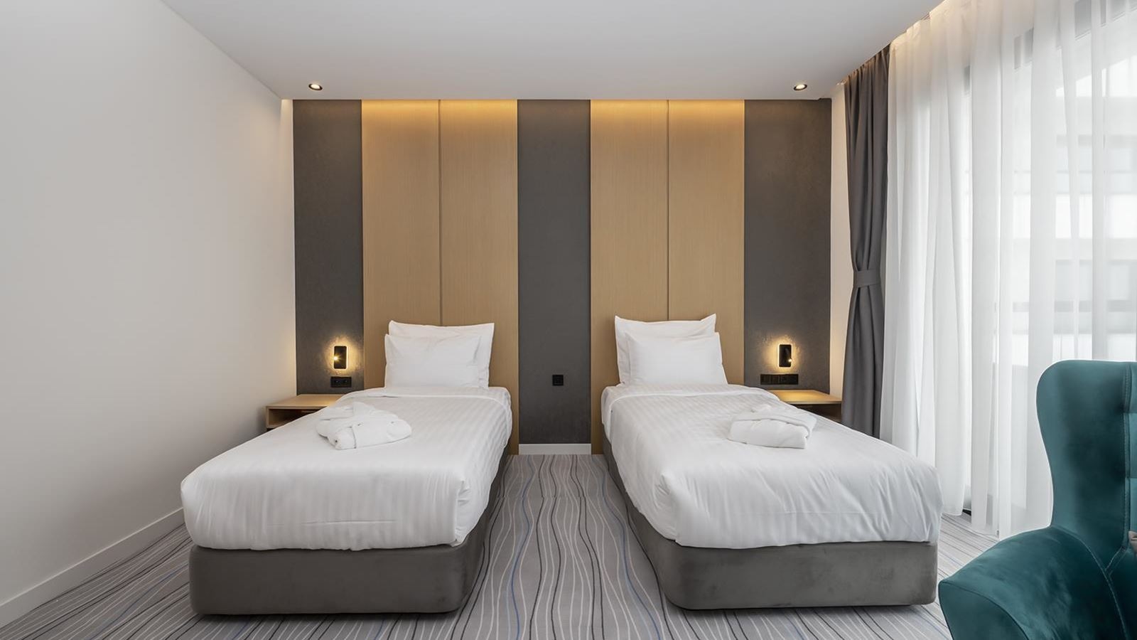 rooms-std-dbltwn-sea-view