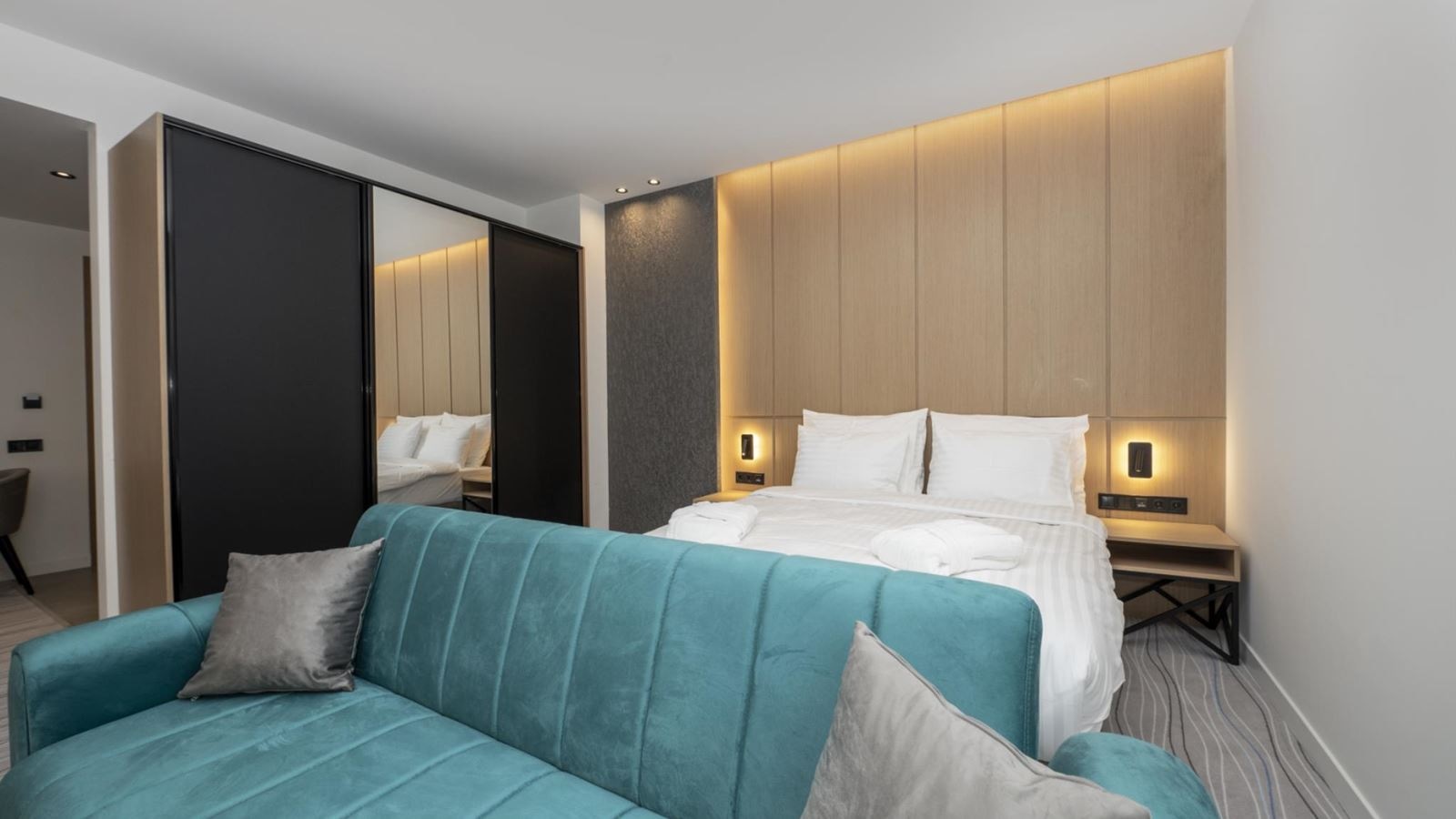 rooms-junior-suite-sea-view