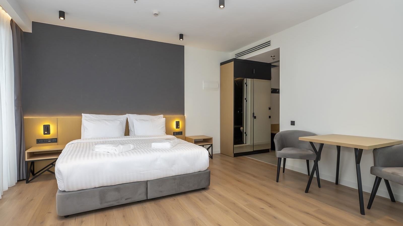 rooms-terrasse-suite