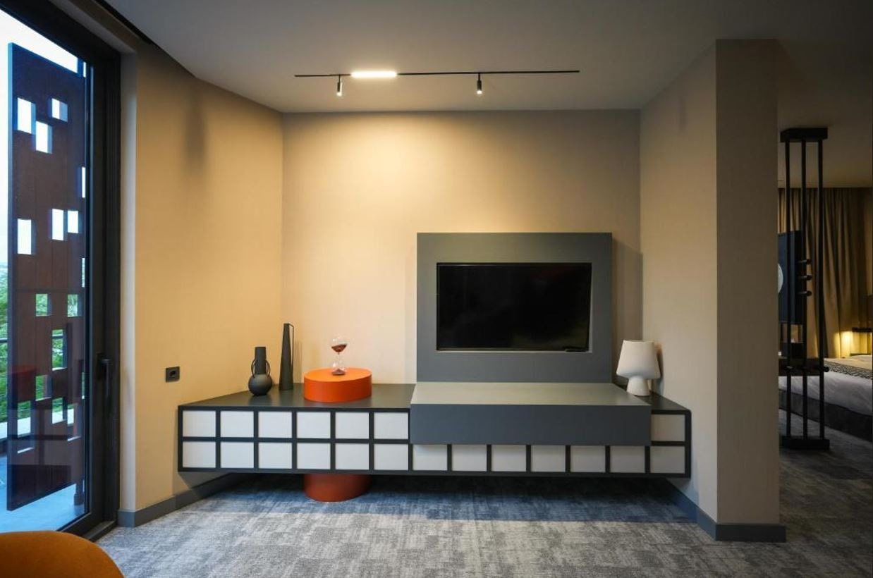 rooms-qarvasla-suiteexecutive