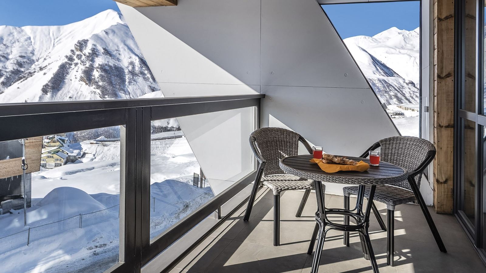 rooms-superior-family