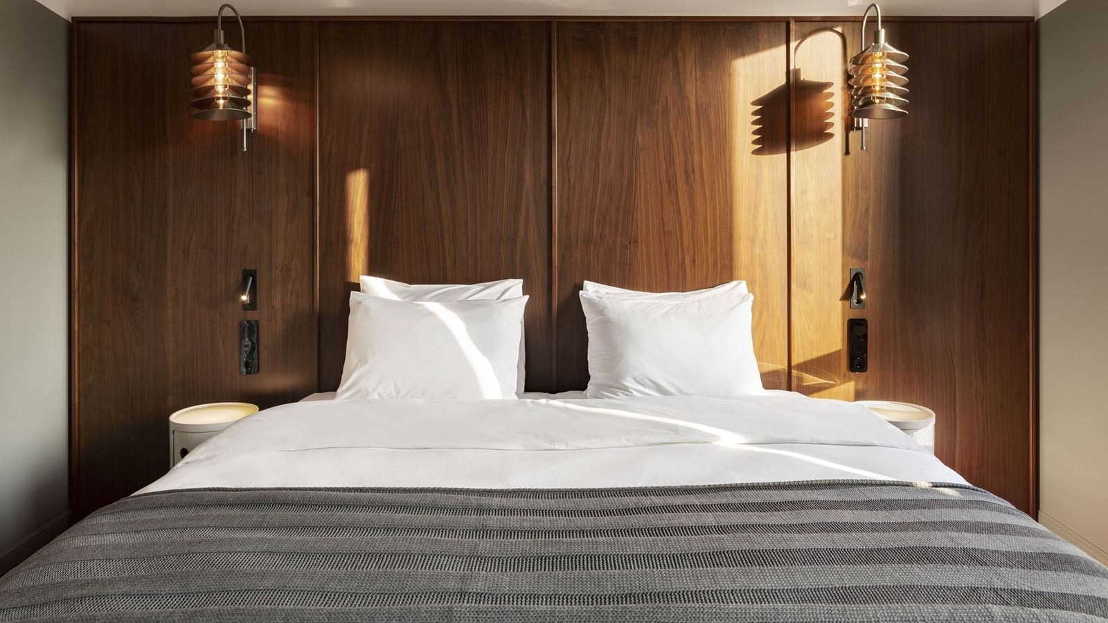 rooms-deluxe-dbltwin