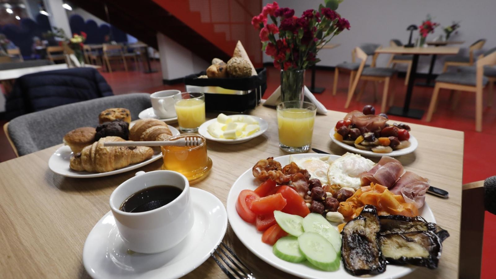 restaurants-main-restaurant