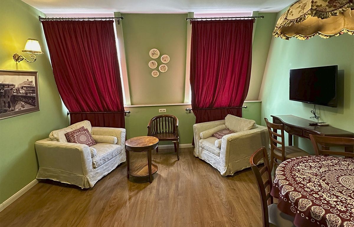 rooms-grand-standard-dbl