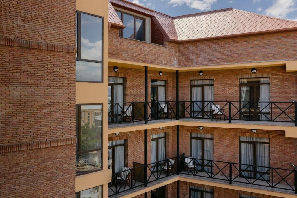 general-main-building