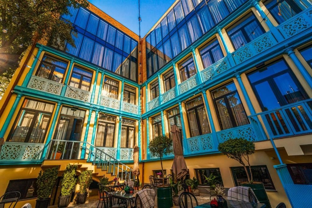 general-main-building